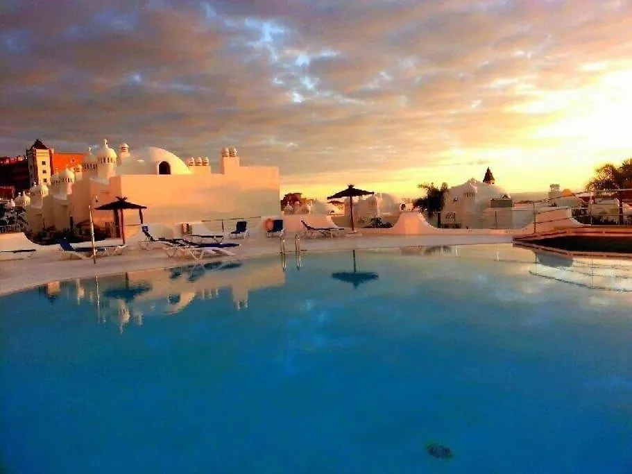 Blu Paradise Costa Adeje - Heated Pool 0*, Costa Adeje (Tenerife)